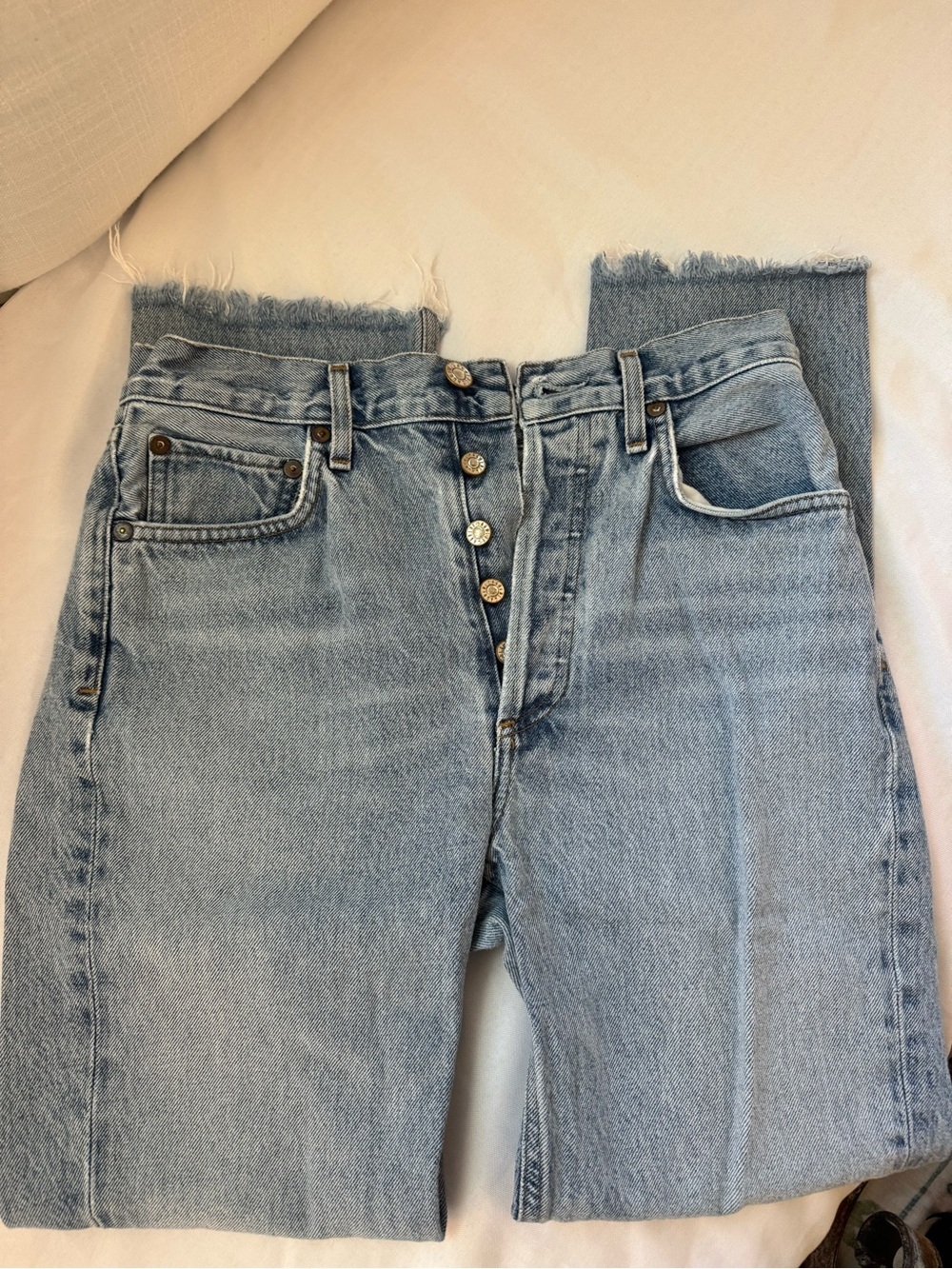 Agolde Riley High-Rise Straight Crop Jeans — Blue Wash - Picture 10 of 11